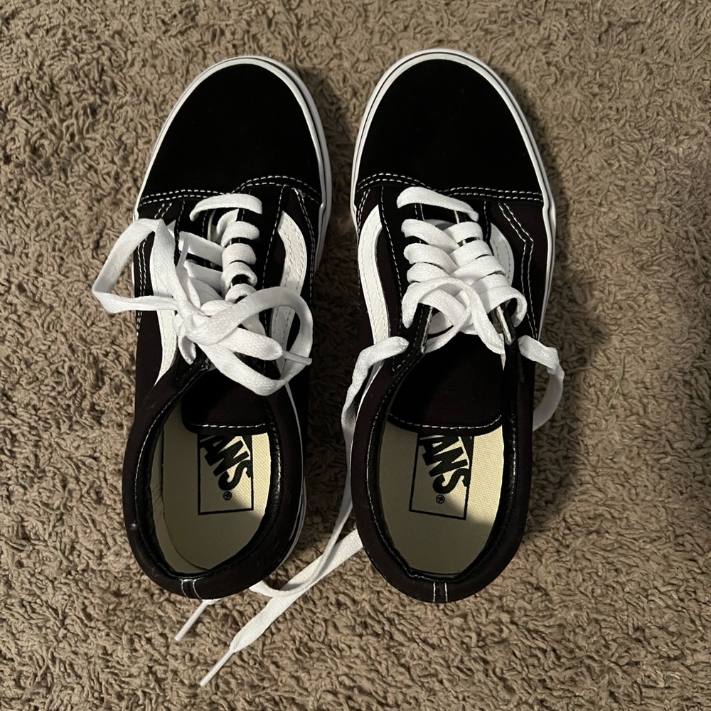 Black classic Vans